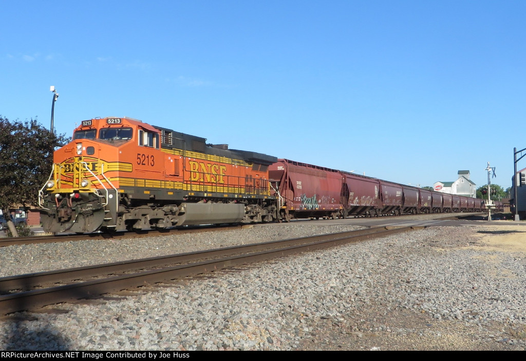 BNSF 5213 East